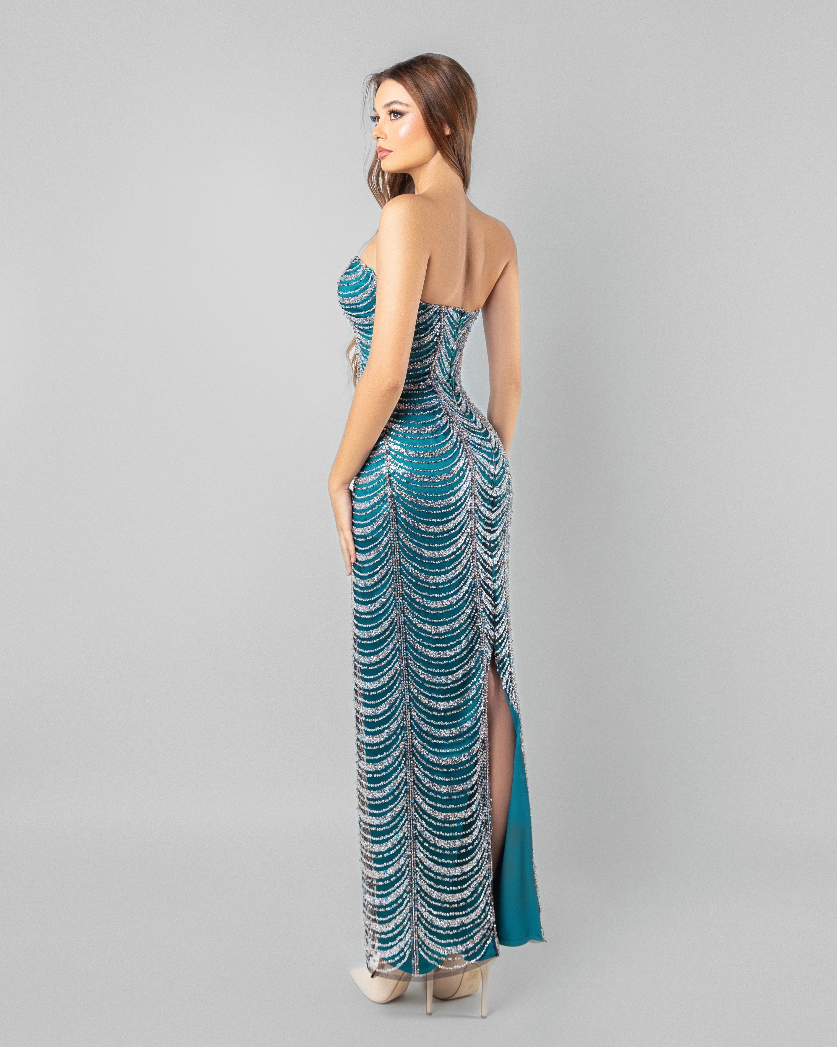V shape long dress XL V shape long dress XL